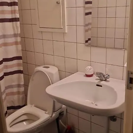 Lejlighed Dejlig Treværelses Lejlighed *